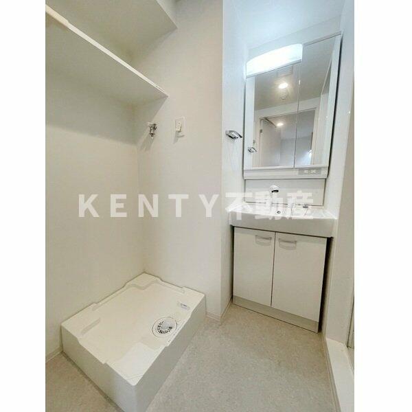 洗面設備　脱衣スペースもあります