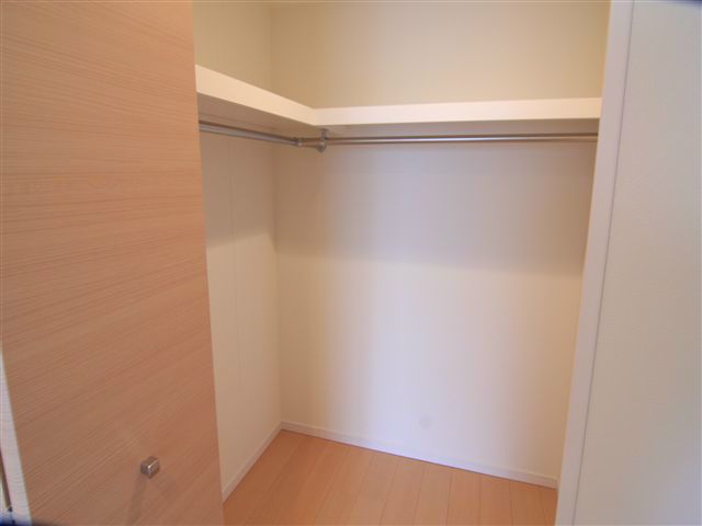 収納　別タイプ部屋　参考写真です