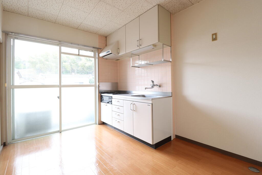 居室・リビング　快適に使えるダイニングキッチン♪