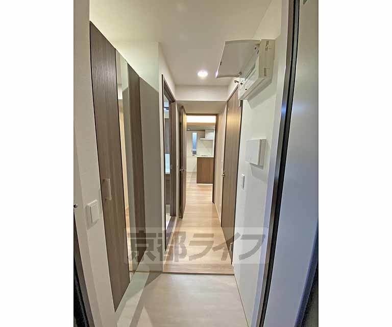 その他部屋・スペース　玄関から見たところです。