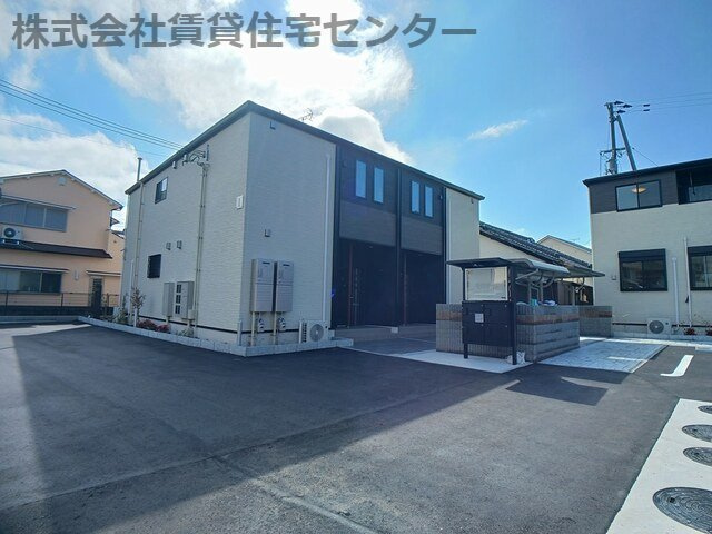 建物外観　建築中