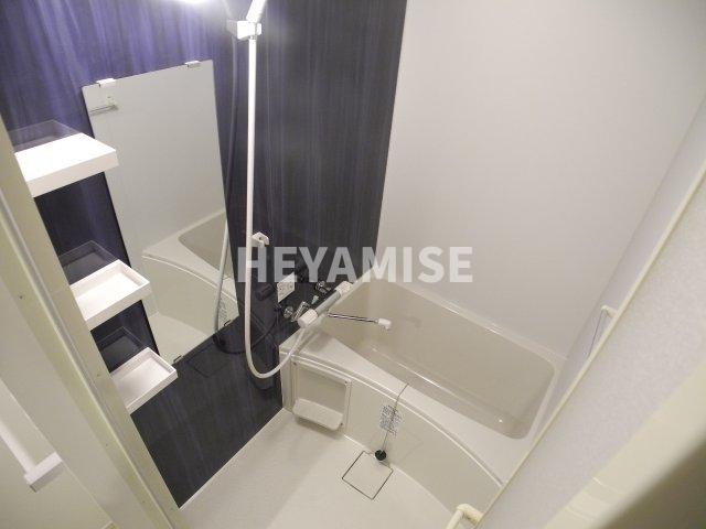 バス・シャワールーム　※反転タイプのお部屋です※