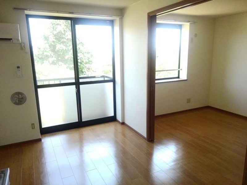 居室・リビング　図面と現状に相違がある場合には現状を優先