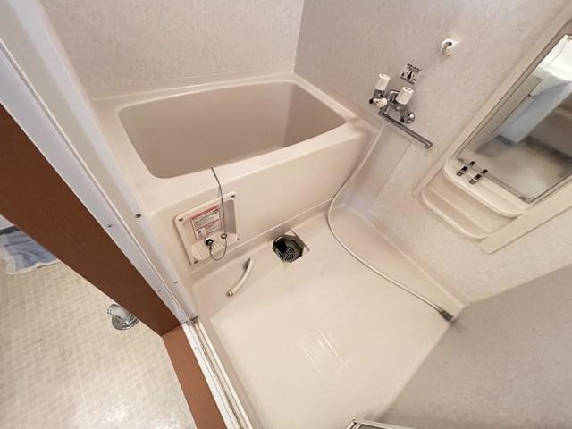 バス・シャワールーム　浴室