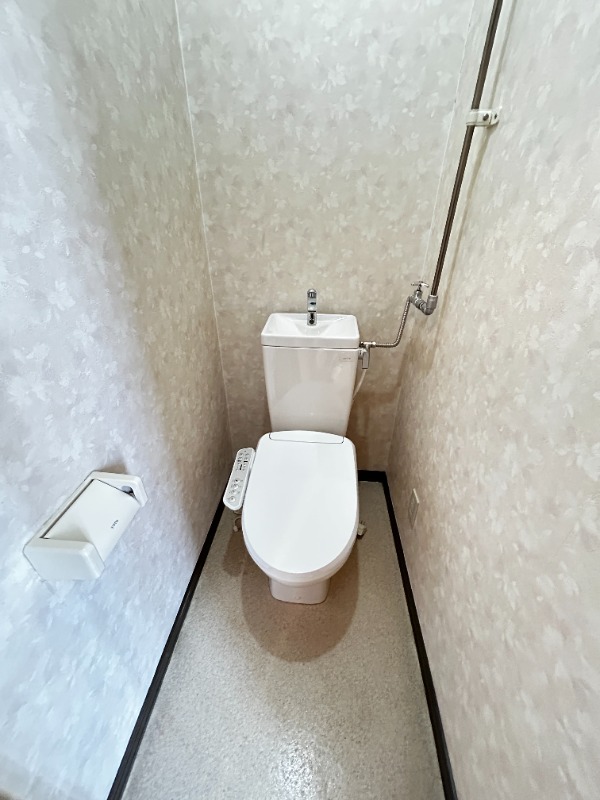 トイレ　トイレ