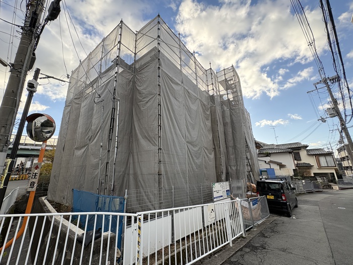 建物外観　建築中