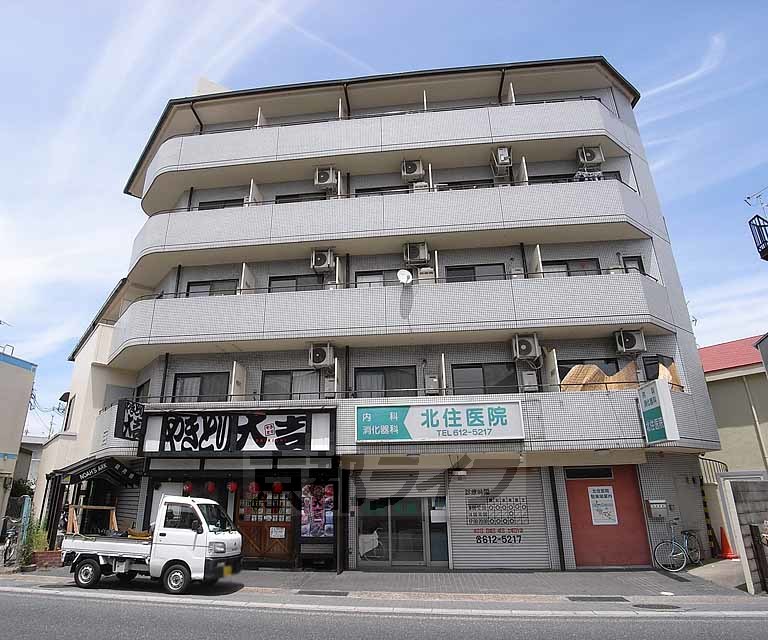 建物外観　鉄筋マンションです。