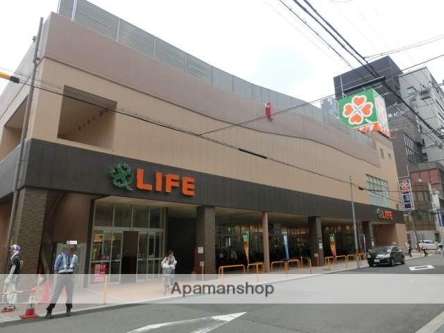 スーパー　ライフ堺筋本町店（スーパー）まで358m