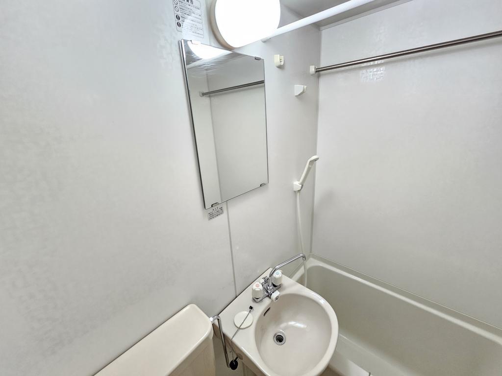 洗面設備　内装済み別号室