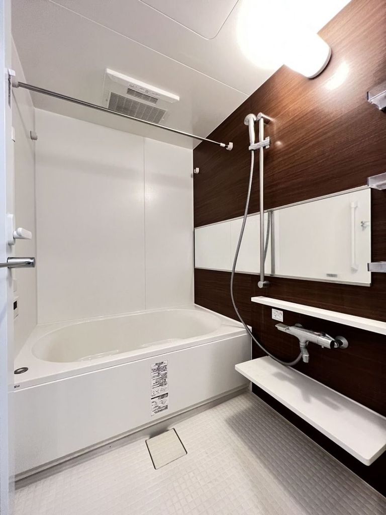 バス・シャワールーム