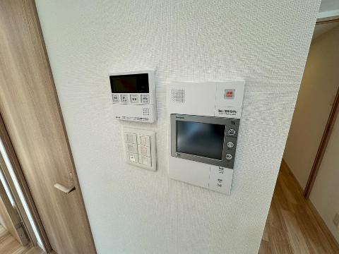 セキュリティ　カメラ付インターホン