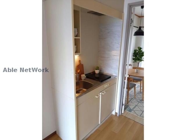 キッチン　※実際の物件に家具は付属しません。