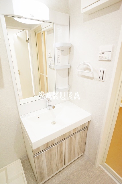 洗面設備　忙しい朝には欠かせない洗面所です♪