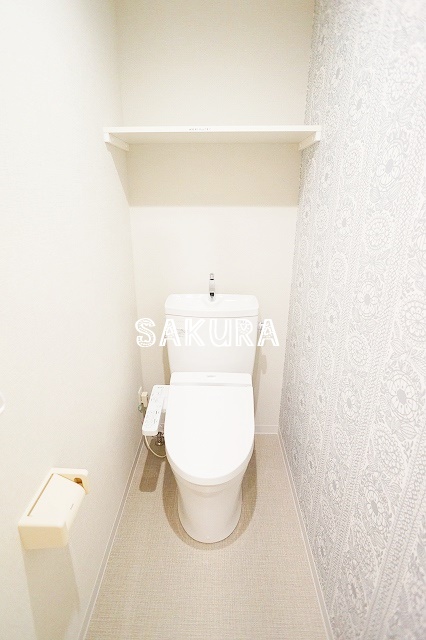 トイレ　嬉しい温水洗浄便座♪