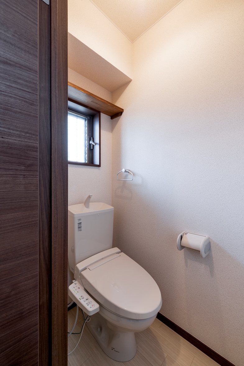 トイレ　嬉しいウォシュレット付き！