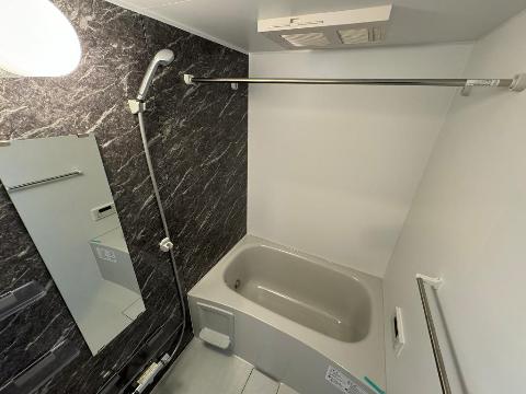 バス・シャワールーム　追い焚き、浴室乾燥