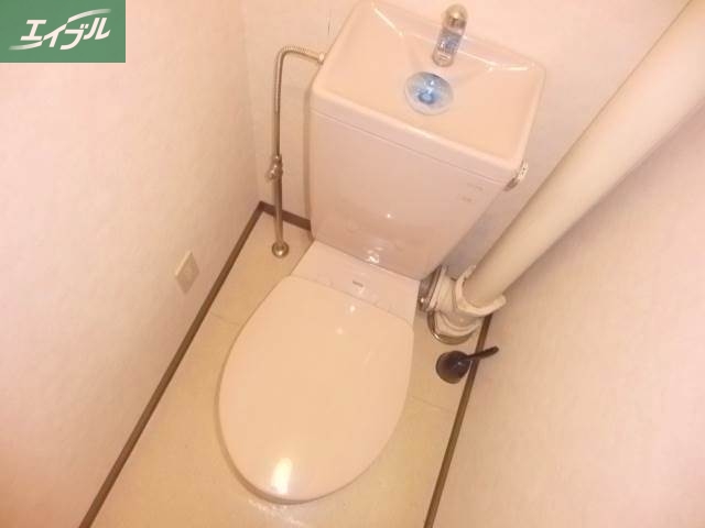 トイレ　同物件、別部屋の写真です