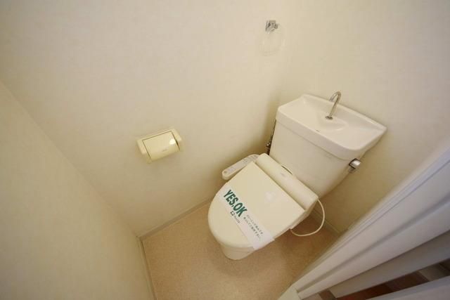 トイレ　トイレ