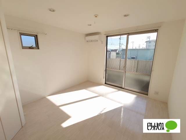 居室・リビング　居室