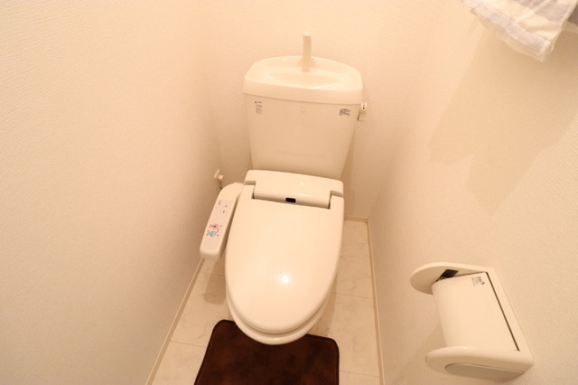 トイレ　１０２・バス