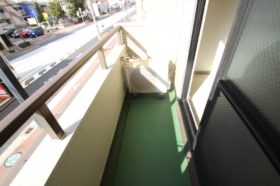 バルコニー　※別号室の写真です