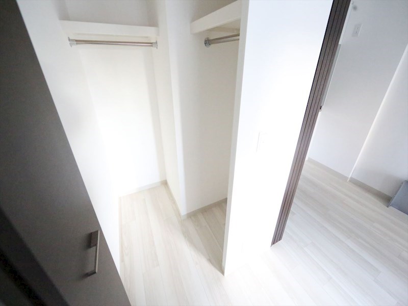 収納　ウォークインクローゼット（収納充実しています）