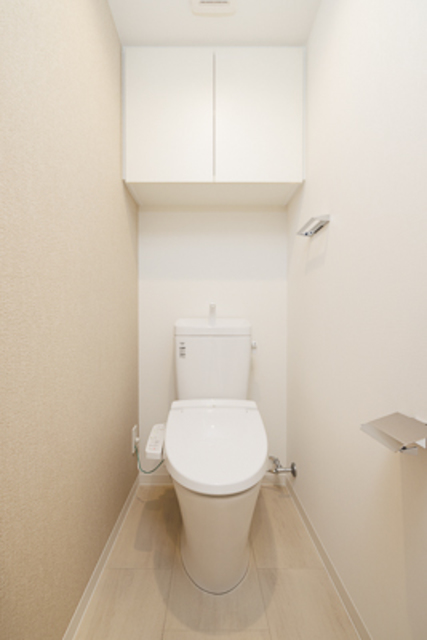 トイレ　※写真は同タイプ住戸です。