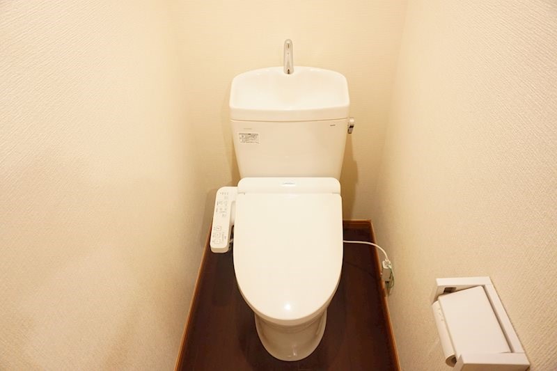 トイレ　※別部屋参考写真