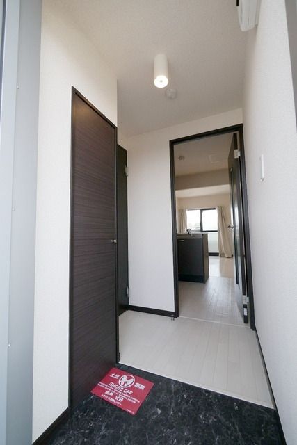 玄関　同施工イメージ