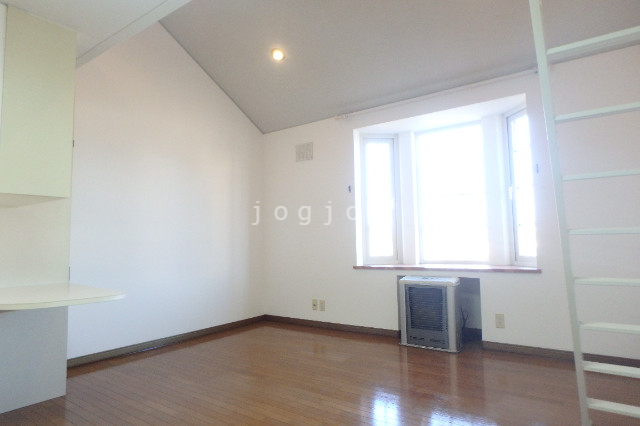 居室・リビング　居間