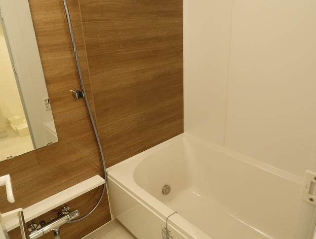 バス・シャワールーム　お風呂です