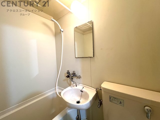 洗面設備　浴室内に洗面台付き！