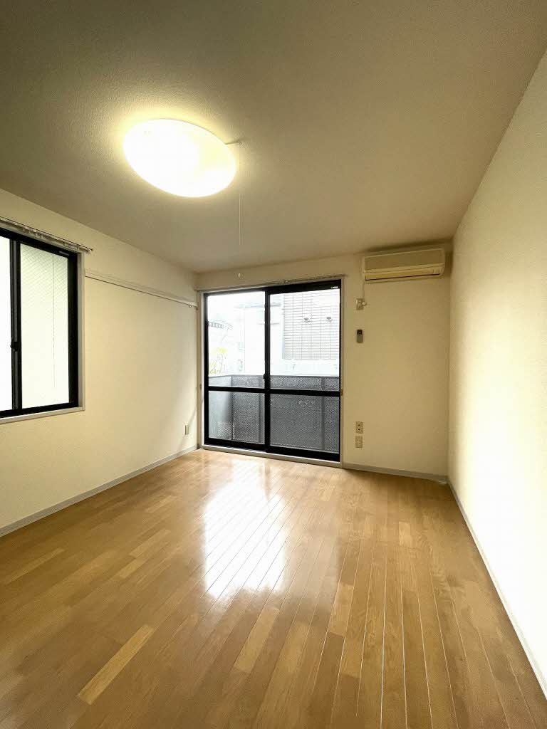 居室・リビング　洋室