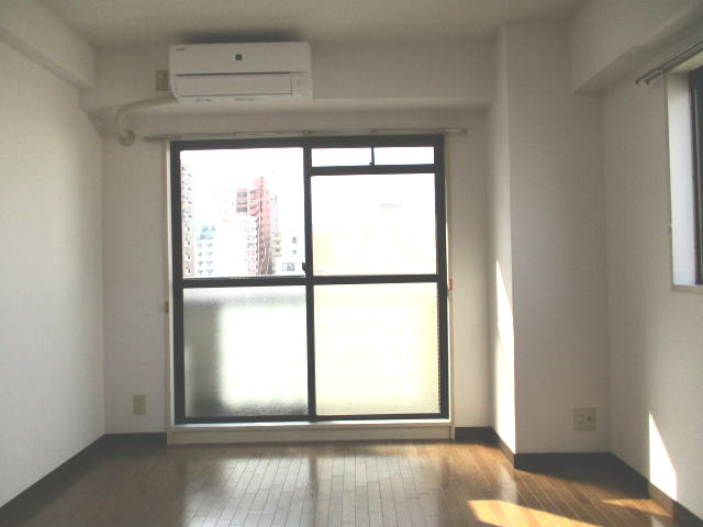 居室・リビング　同仕様