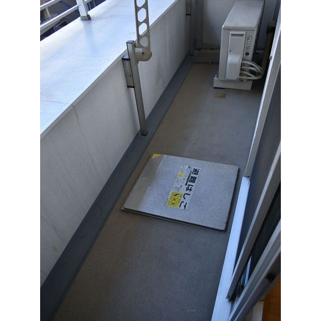 バルコニー　バルコニーがあります