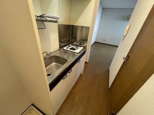 キッチン　同マンション別部屋