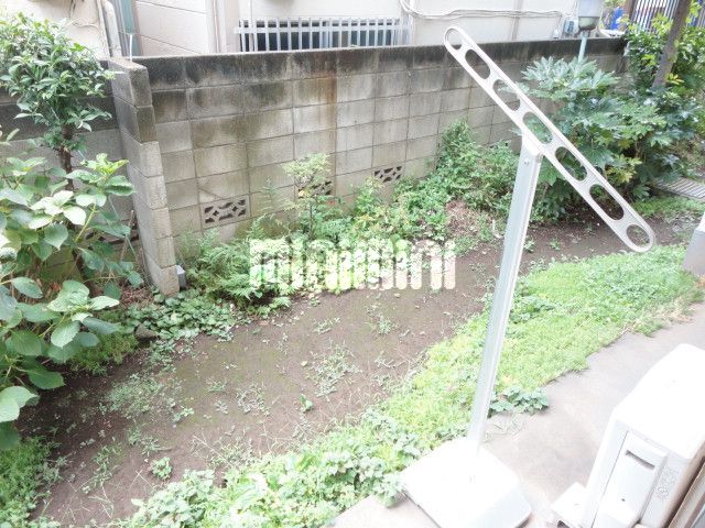 バルコニー　お庭も広々♪