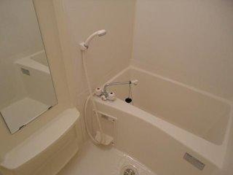 バス・シャワールーム　図面と現状に相違がある場合には現状を優先