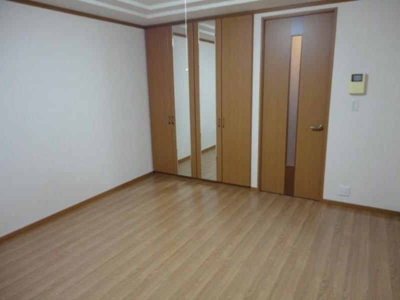 居室・リビング　図面と現状に相違がある場合には現状を優先