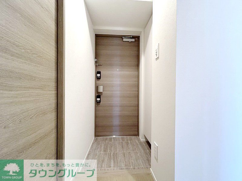 玄関　お部屋探しは株式会社　タウンハウジング　までお気軽にお問合…