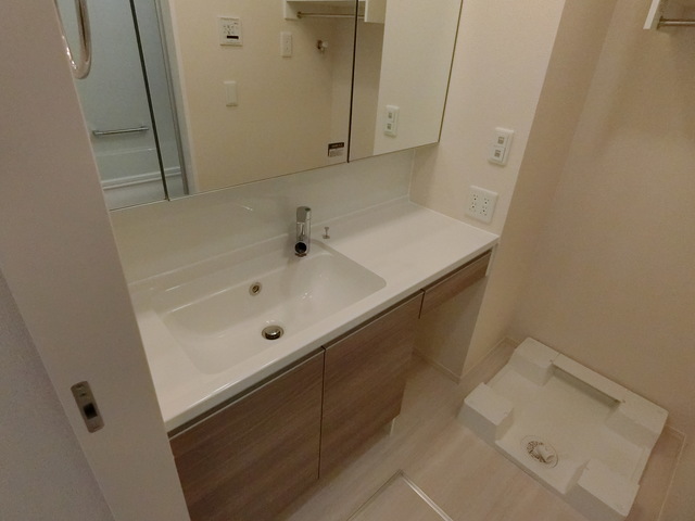 洗面設備　同社仕様