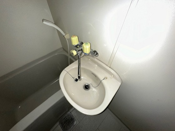 洗面設備　※別部屋の写真です