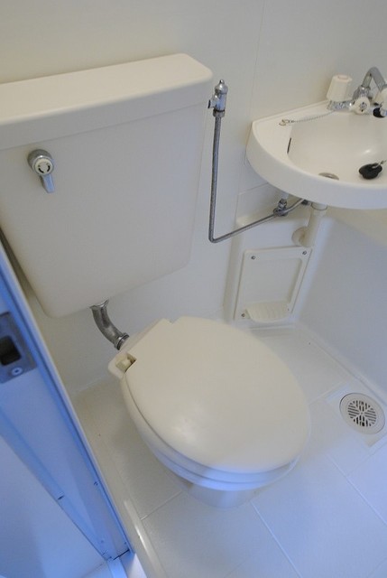 トイレ　写真は４０１号室