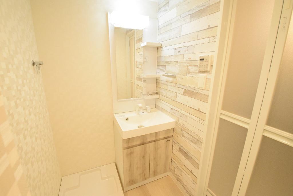 洗面設備　洗髪洗面化粧台