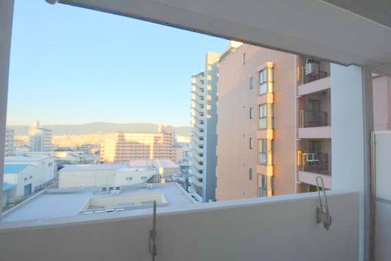 眺望　この見晴らしが明るいお部屋を作ってますよ。