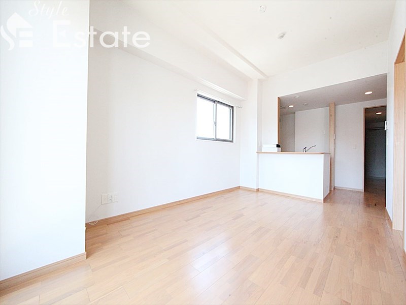 居室・リビング　内装