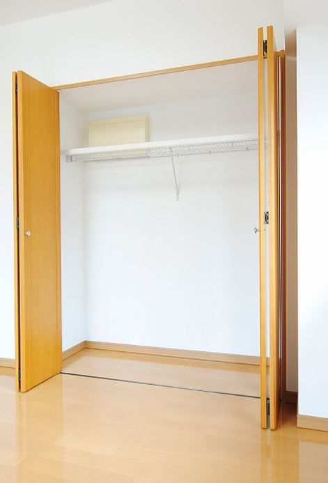 収納　（別タイプ参考写真）コンフォリア板橋仲宿　板橋区仲宿