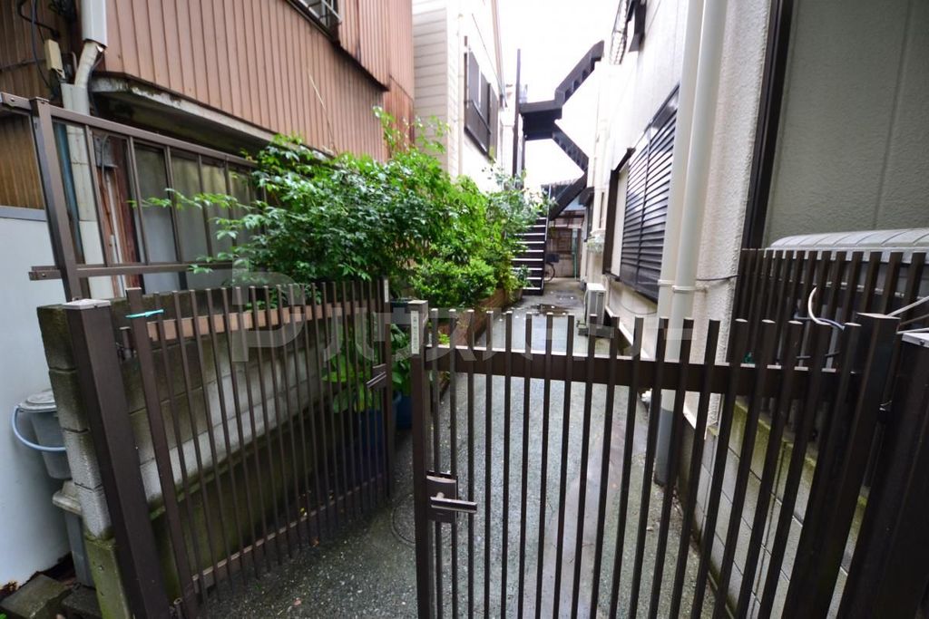 エントランス　エントランス