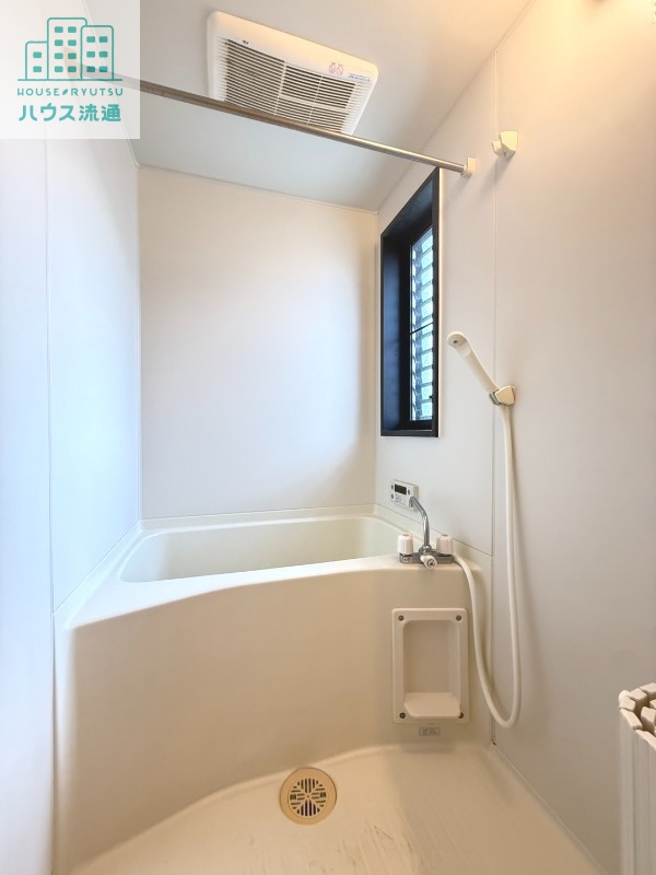 バス・シャワールーム　※別号室の写真※