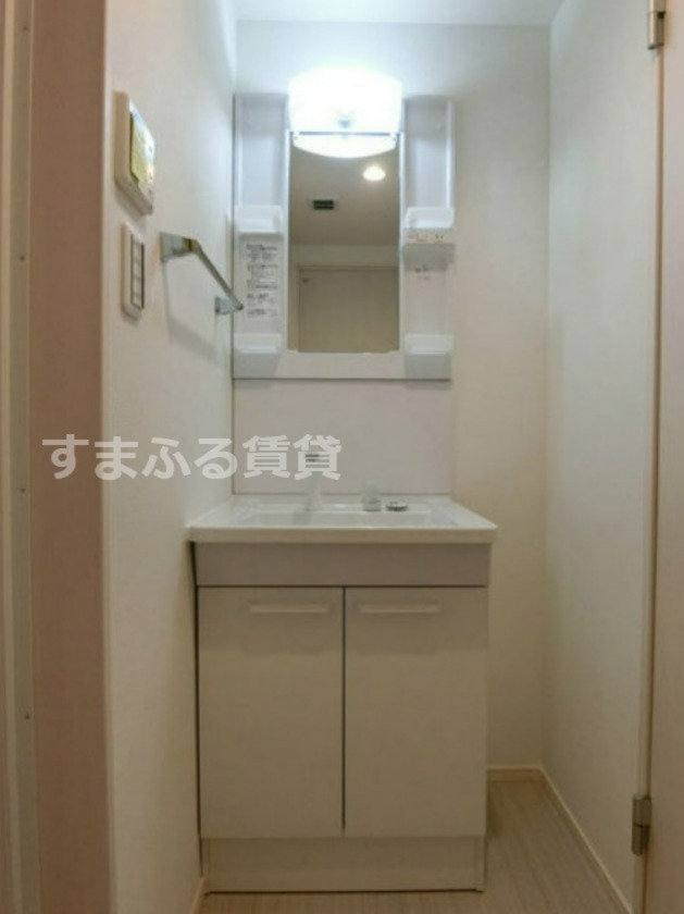 洗面設備　同仕様